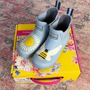Joules Kids Light Blue Boots with Sunflower and Bee Design